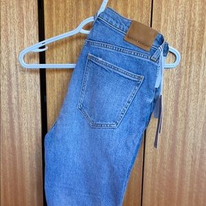 Denim forum yoko slim jeans.